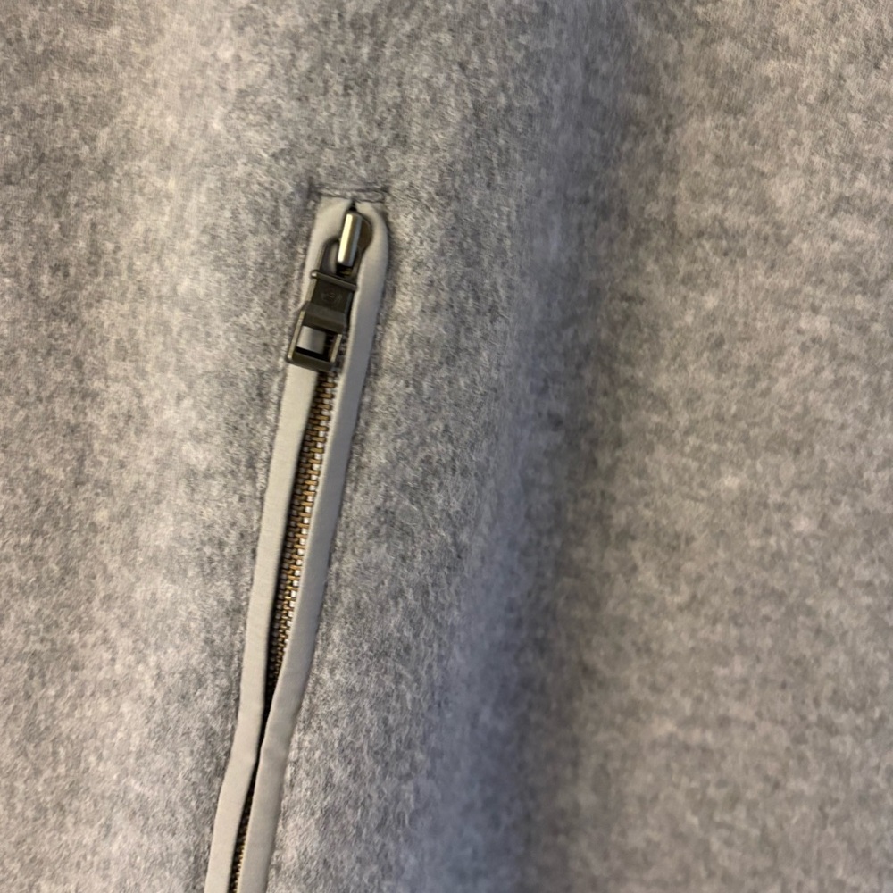 Peter Millar Merino wool Light Gray Vest - Picture 5 of 9